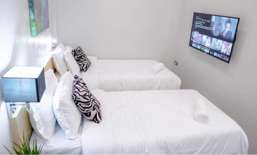 Radlett Residences Hotel - Tuguegarao Екстериор снимка